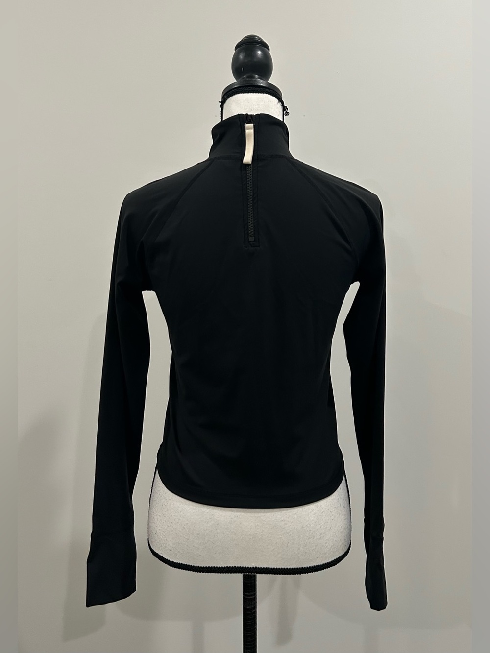 Vuori Rash Guard - Picture 4 of 4
